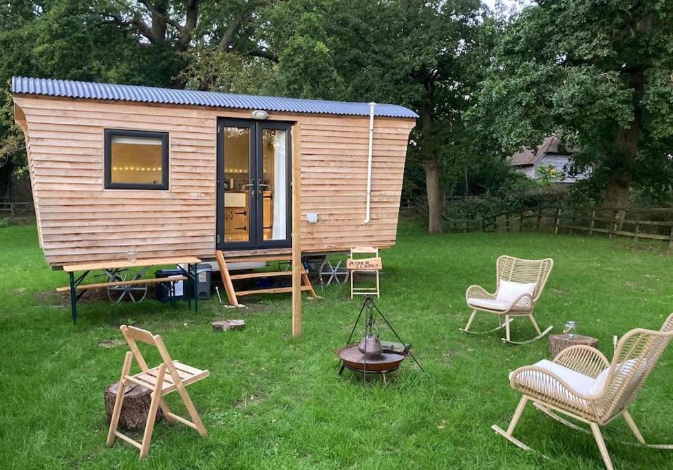 فيلا Aspen Leaves: The Perfect Farm Retreat Graffham المظهر الخارجي الصورة